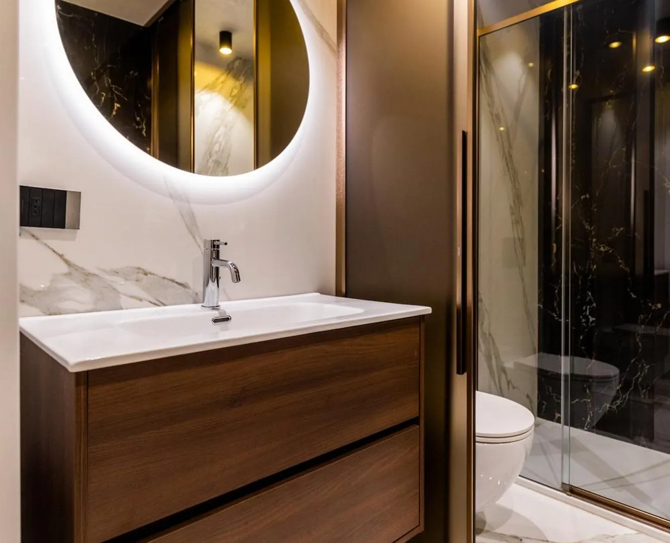 מילאנו Duomo Elegant Apartment 0*,