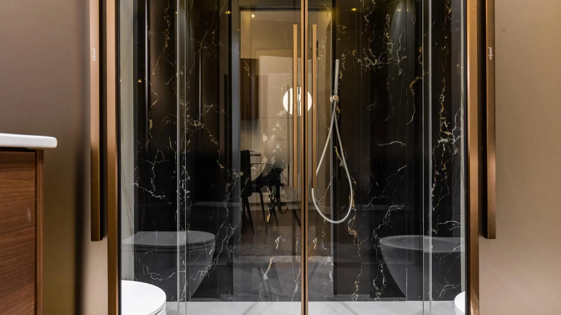 Duomo Elegant Apartment 米兰